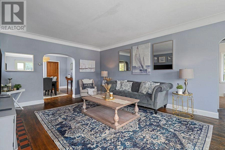 61 Francis Street E, Kawartha Lakes, Ontario  K0M 1N0 - Photo 9 - X12403523