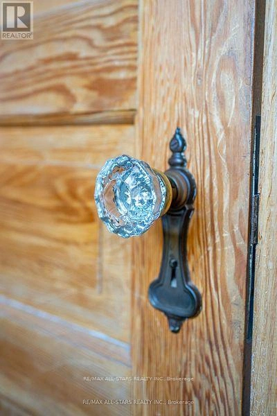 61 Francis Street E, Kawartha Lakes, Ontario  K0M 1N0 - Photo 18 - X12403523