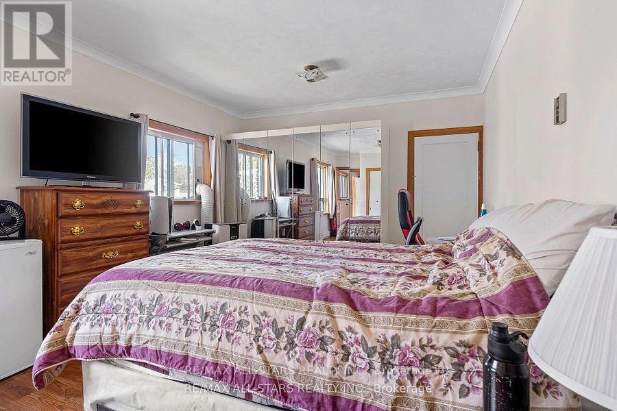 61 Francis Street E, Kawartha Lakes, Ontario  K0M 1N0 - Photo 20 - X12403523