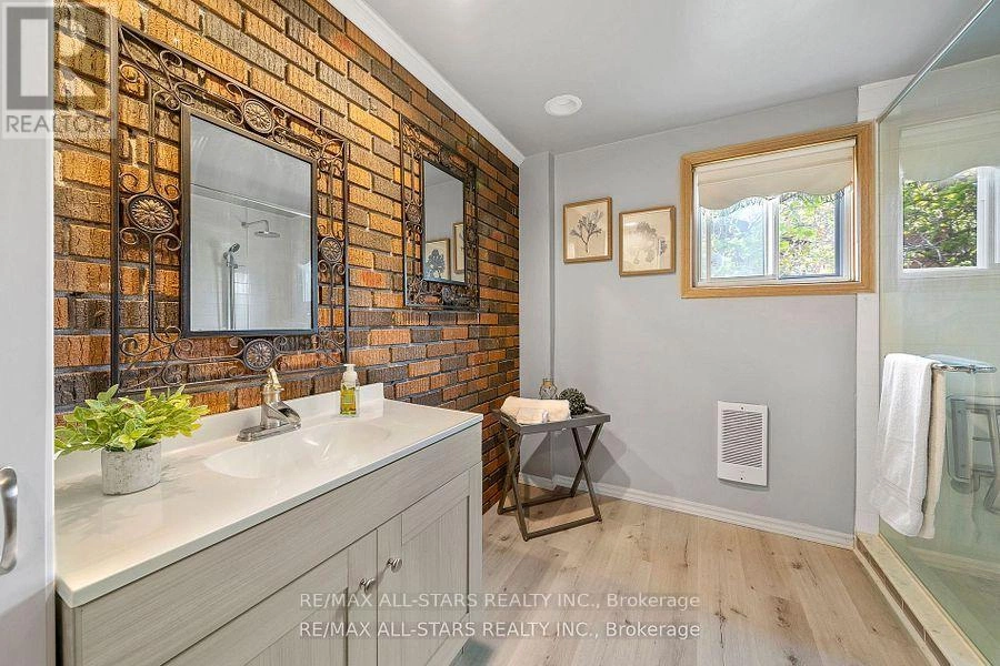 61 Francis Street E, Kawartha Lakes, Ontario  K0M 1N0 - Photo 24 - X12403523