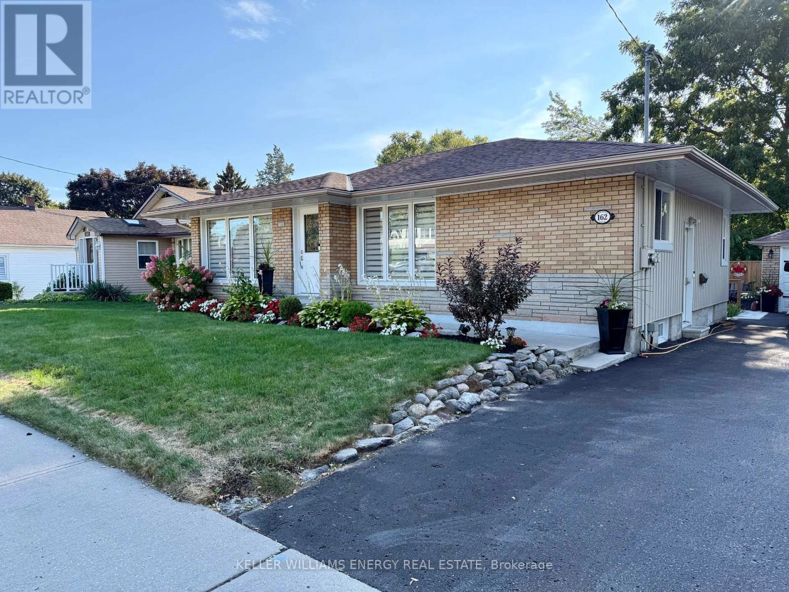 Bsmt - 162 Harmony Road N, Oshawa, Ontario  L1G 6L3 - Photo 1 - E12403959