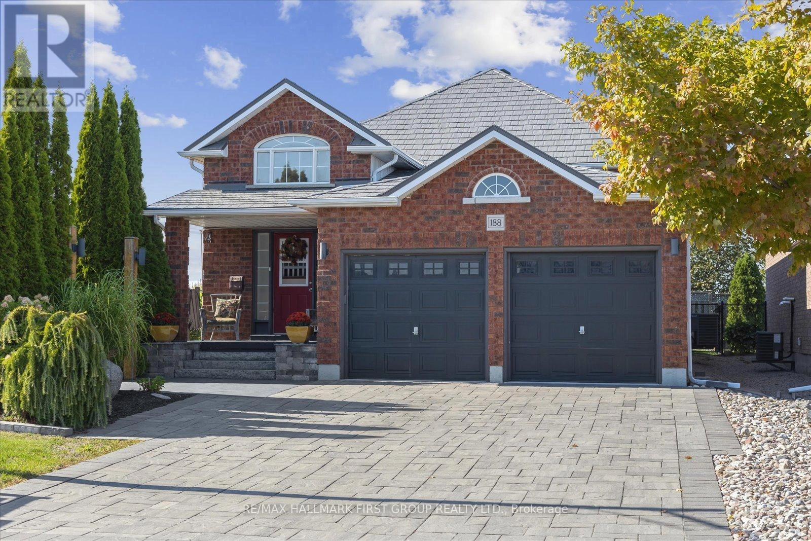 188 Padfield Drive, Clarington, Ontario  L1C 5H7 - Photo 2 - E12404076