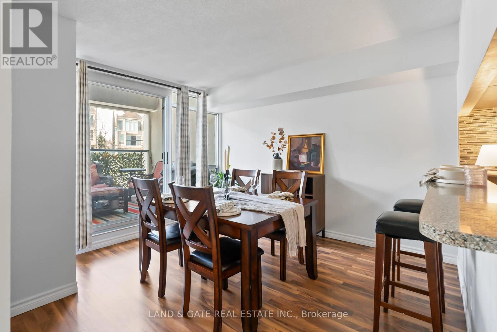 112 - 25 Cumberland Lane, Ajax, Ontario  L1S 7K1 - Photo 2 - E12342433