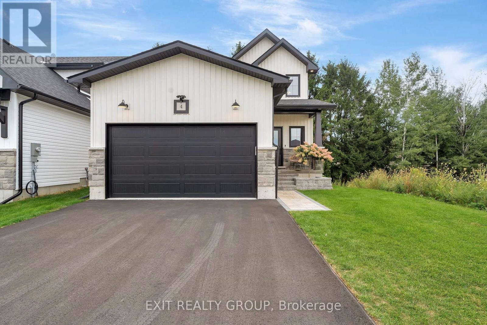 4 Mackenzie John Crescent, Brighton, Ontario  K0K 1H0 - Photo 1 - X12404801