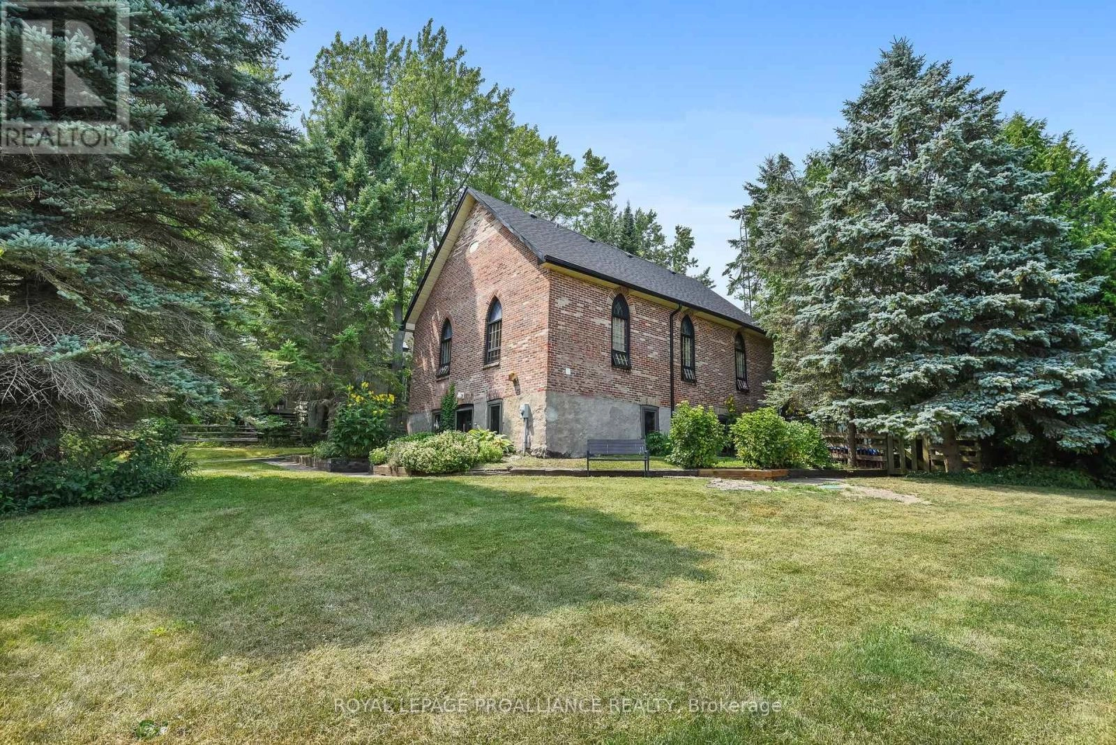 175 Ballyduff Road, Kawartha Lakes, Ontario  L0A 1K0 - Photo 1 - X12405123