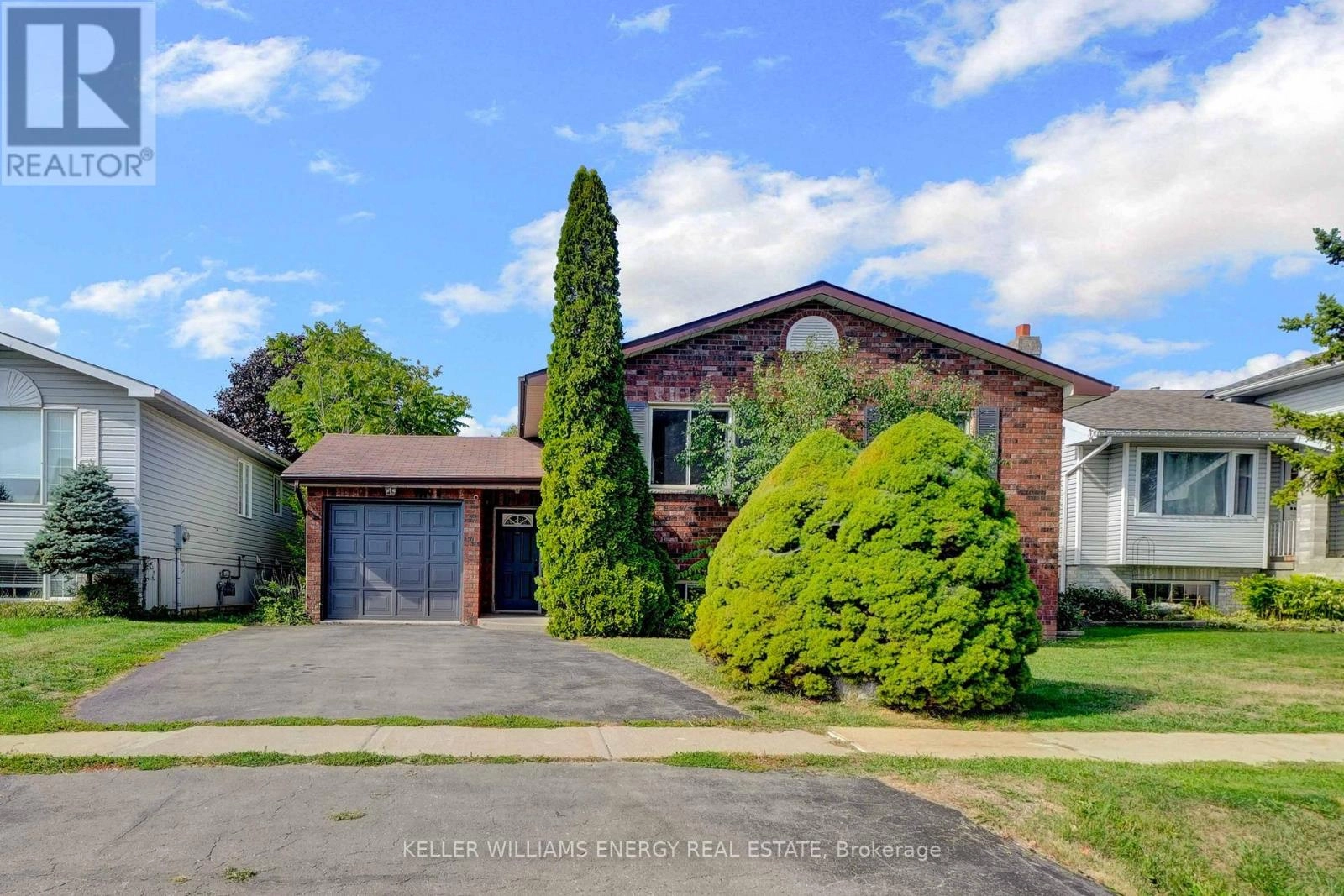 27 First Avenue, Prince Edward County, Ontario  K0K 3L0 - Photo 1 - X12404204