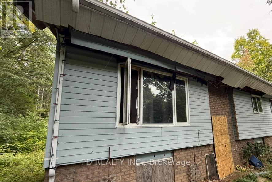 162 Farlain Lake Road W, Tiny, Ontario  L9M 0B9 - Photo 2 - S12405732