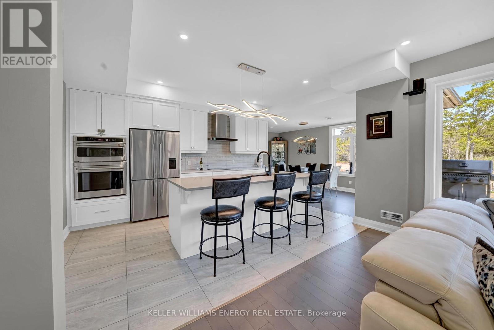 108 Foster Road, Prince Edward County, Ontario  K0K 1W0 - Photo 2 - X12405811