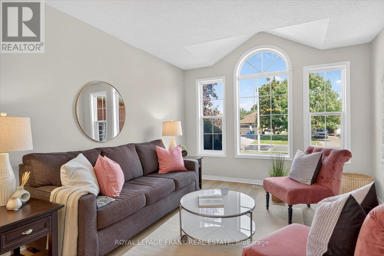 3075 Westridge Boulevard, Peterborough, Ontario  K9K 2K5 - Photo 3 - X12405872