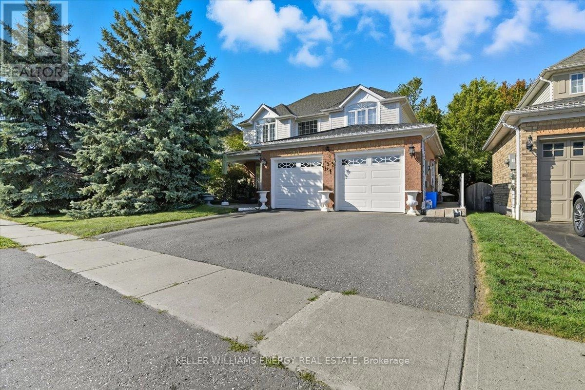 990 Glenbourne Drive, Oshawa, Ontario  L1K 2P9 - Photo 2 - E12363069