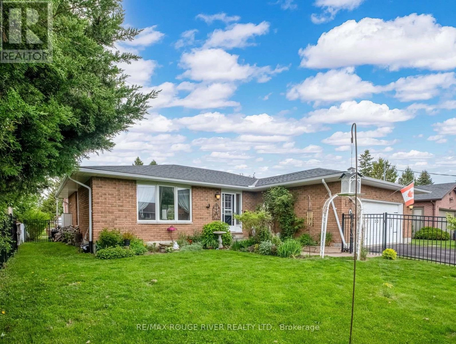 8 Brintnell Boulevard, Brighton, Ontario  K0K 1H0 - Photo 1 - X12406042