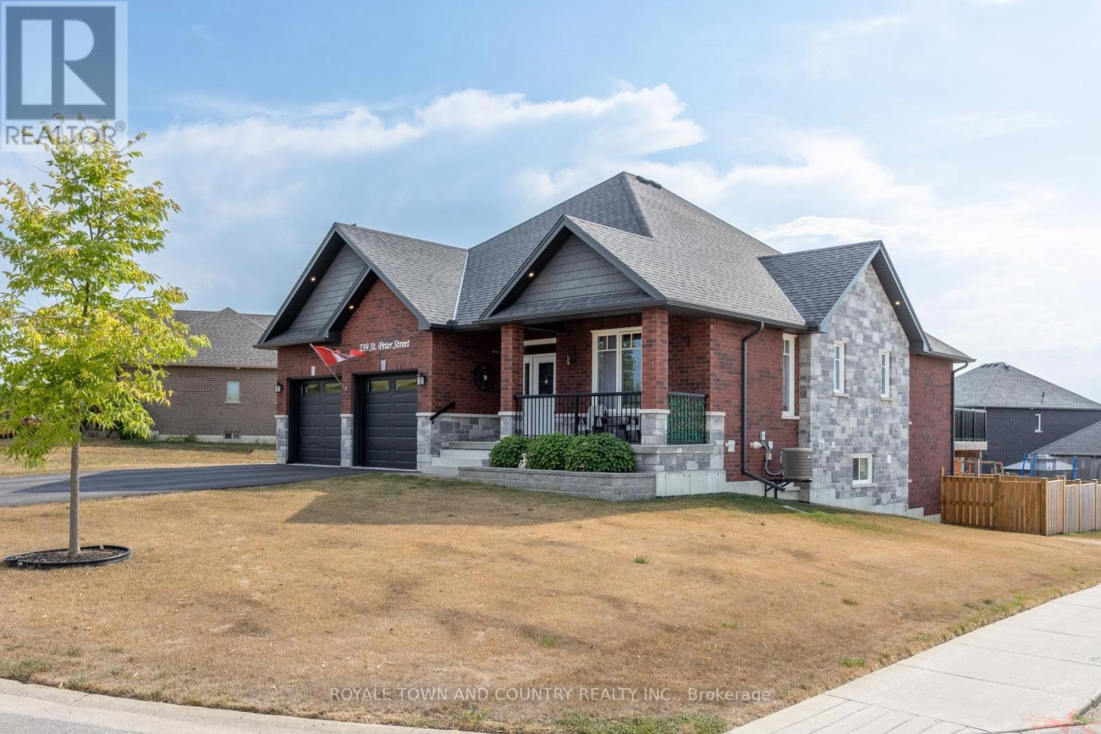 239 St.peter Street, Kawartha Lakes, Ontario  K9V 5E3 - Photo 2 - X12406048