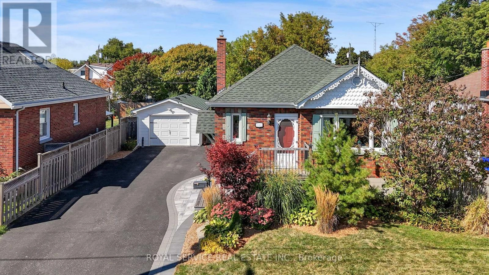 240 George Street, Oshawa, Ontario  L1H 2W5 - Photo 1 - E12406229
