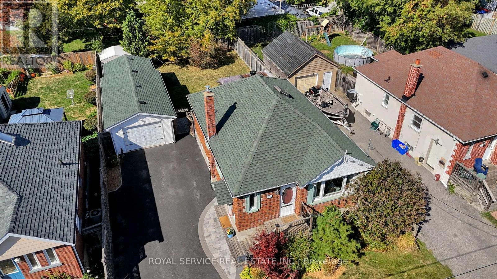 240 George Street, Oshawa, Ontario  L1H 2W5 - Photo 2 - E12406229