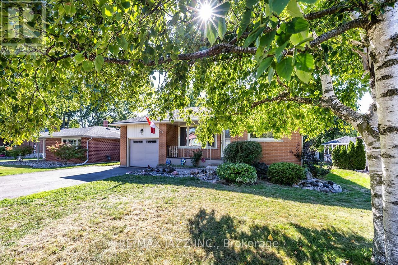 84 Prospect Street, Clarington, Ontario  L1C 3H2 - Photo 2 - E12406832