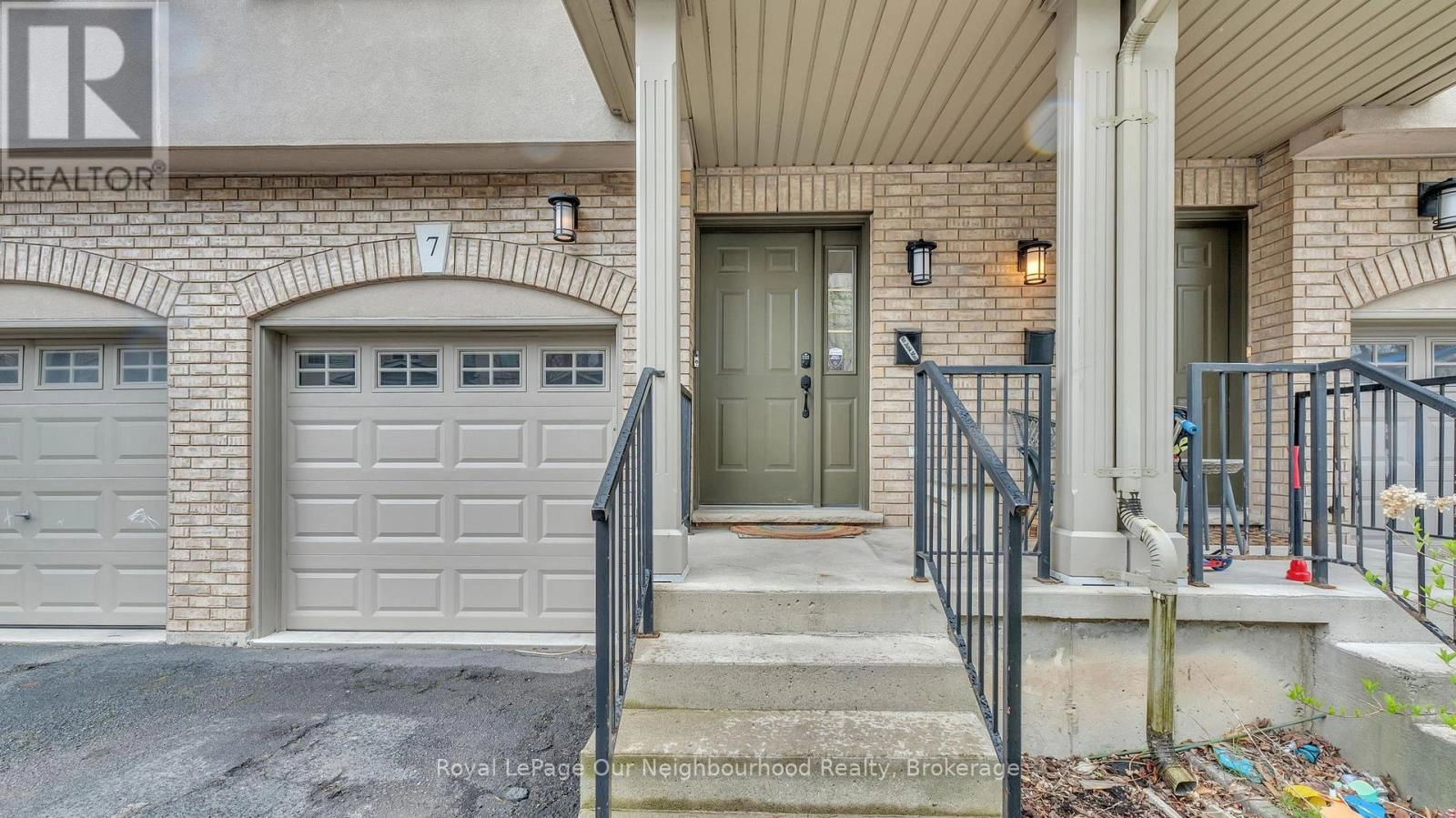 7 - 1248 Guelph Line, Burlington, Ontario  L7P 2S9 - Photo 2 - W12139419