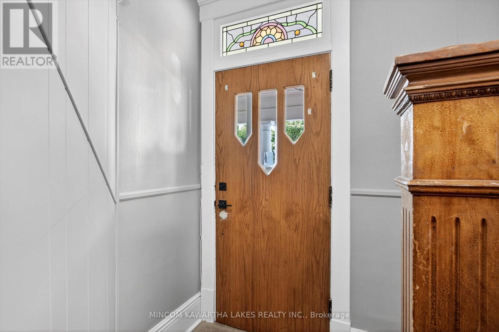 218 Aylmer Street N, Peterborough, Ontario  K9J 3K4 - Photo 3 - X12407271