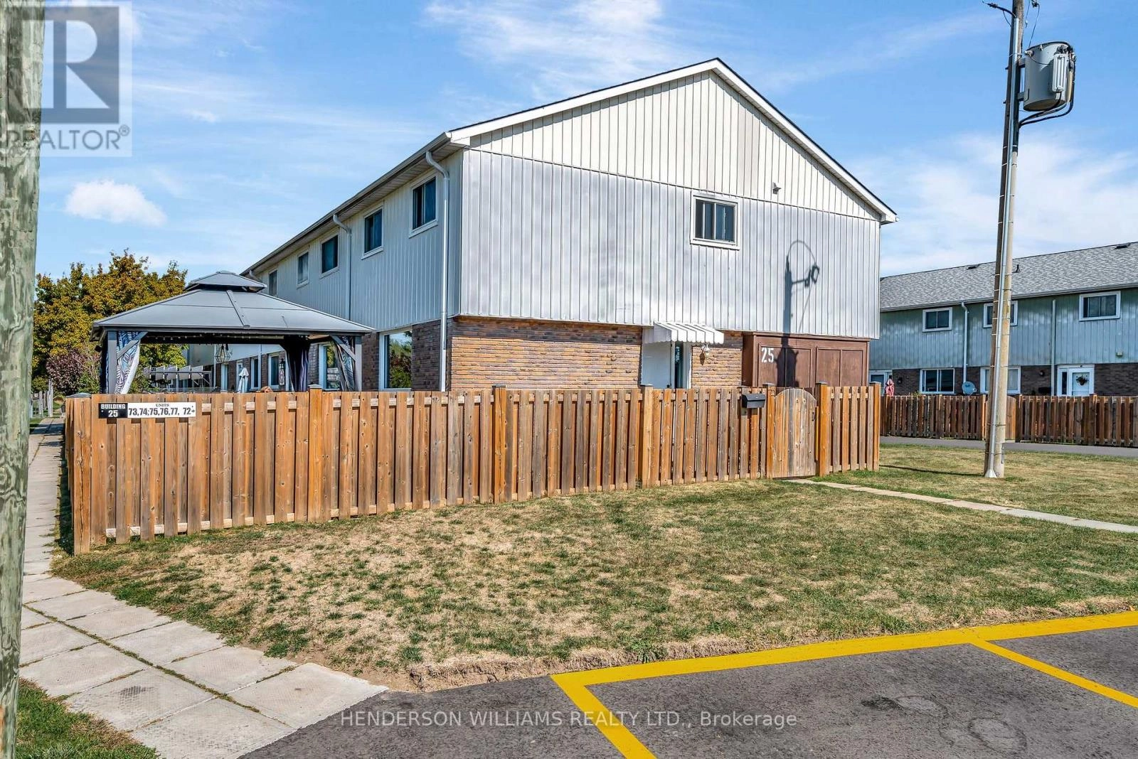 72 - 25 Tracey Park Drive, Belleville, Ontario  K8P 4R4 - Photo 1 - X12407645