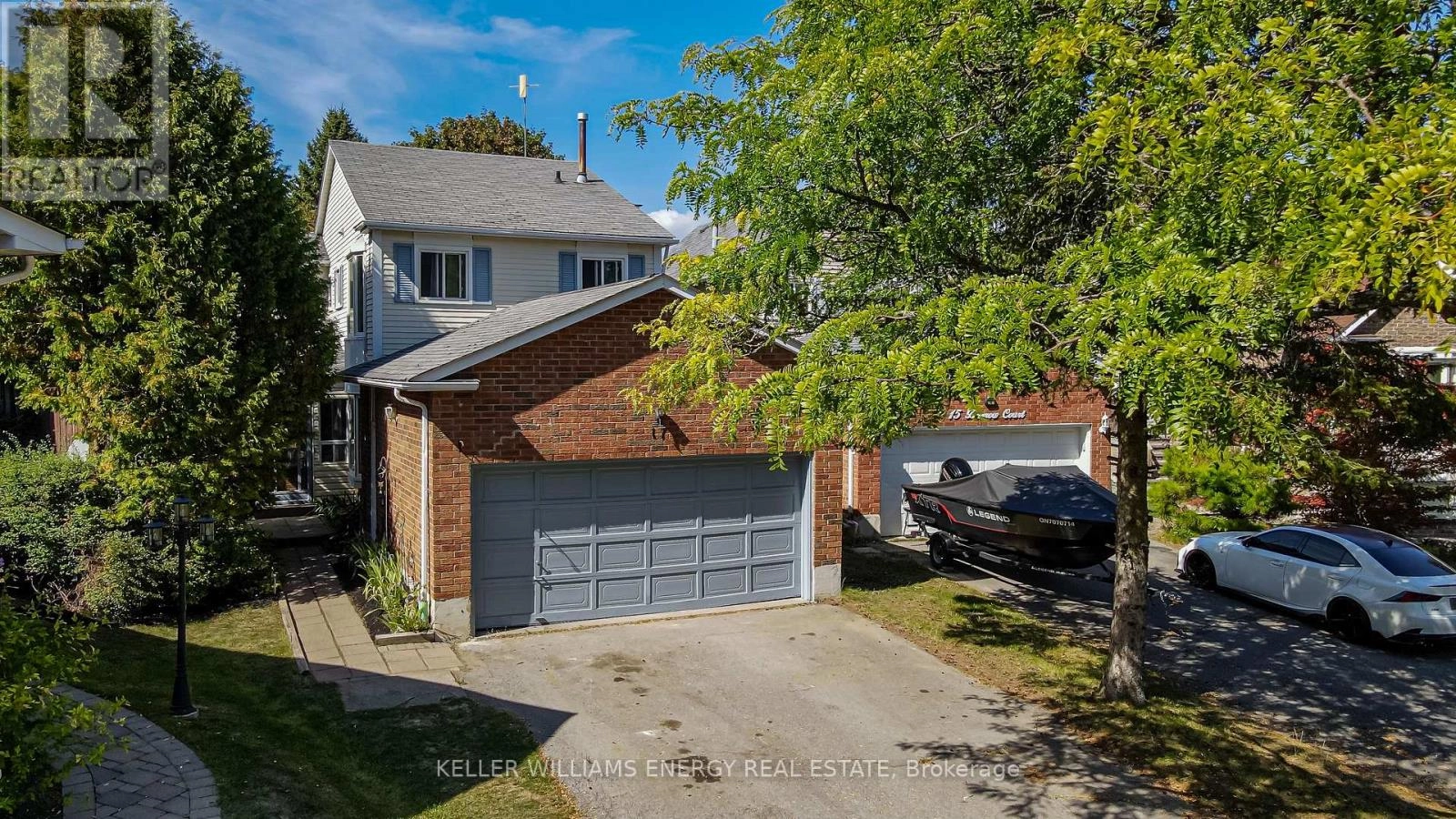 17 Barrow Court, Whitby, Ontario  L1P 1E4 - Photo 1 - E12407904