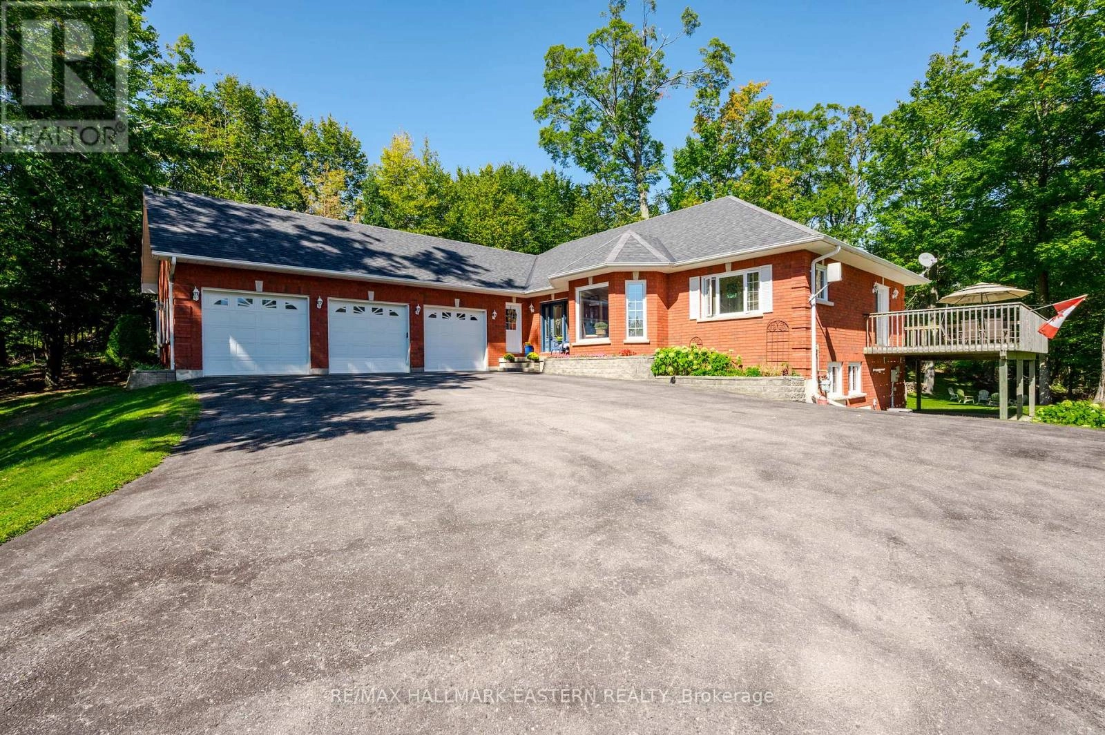27 Woodland Trail, Kawartha Lakes, Ontario  K0L 1A0 - Photo 3 - X12408127