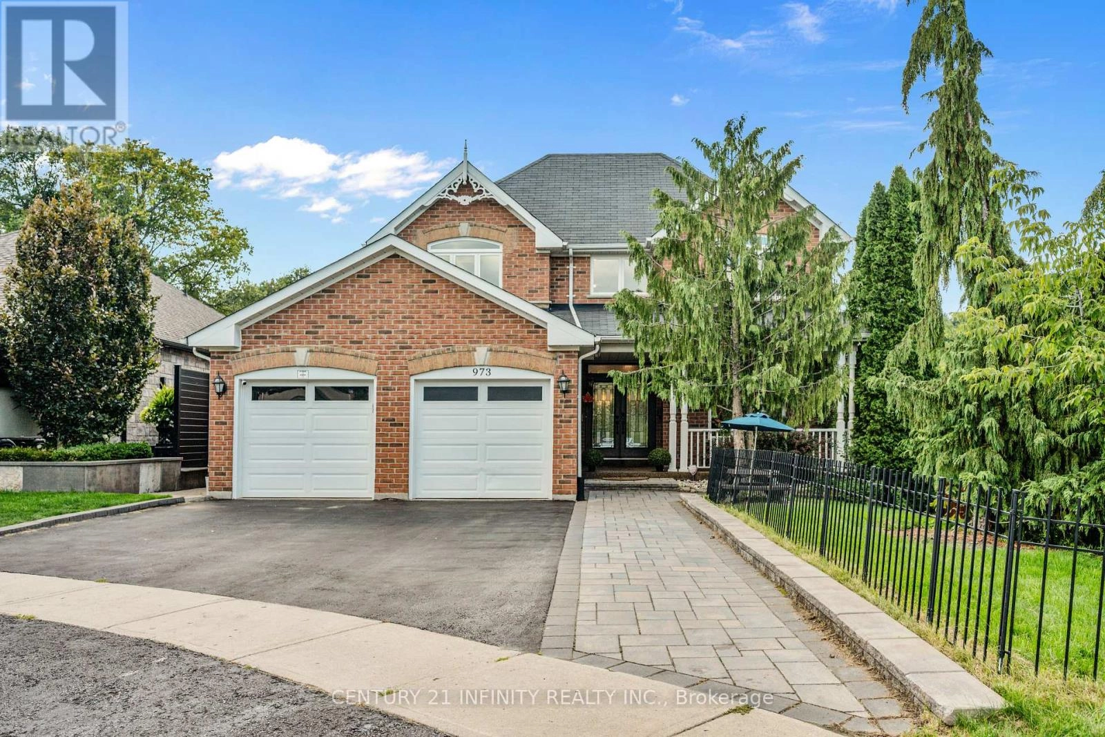 973 Mountview Court, Oshawa, Ontario  L1K 2M1 - Photo 2 - E12408299