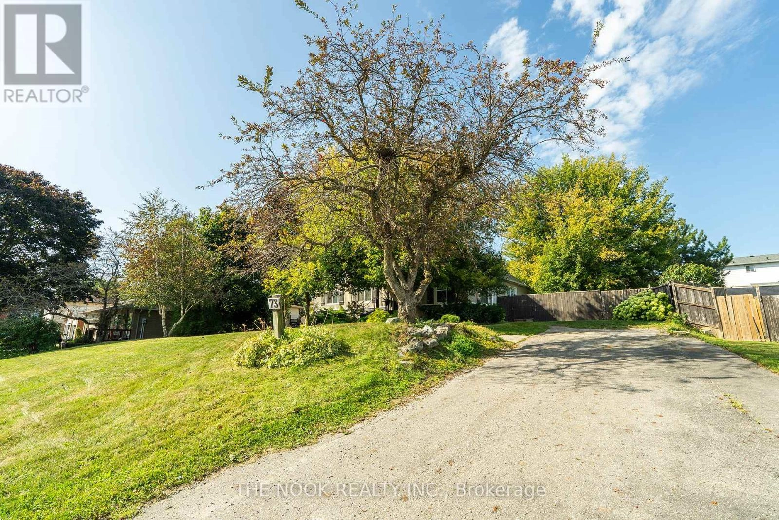 73 Waverley Road, Clarington, Ontario  L1C 1L2 - Photo 2 - E12408463