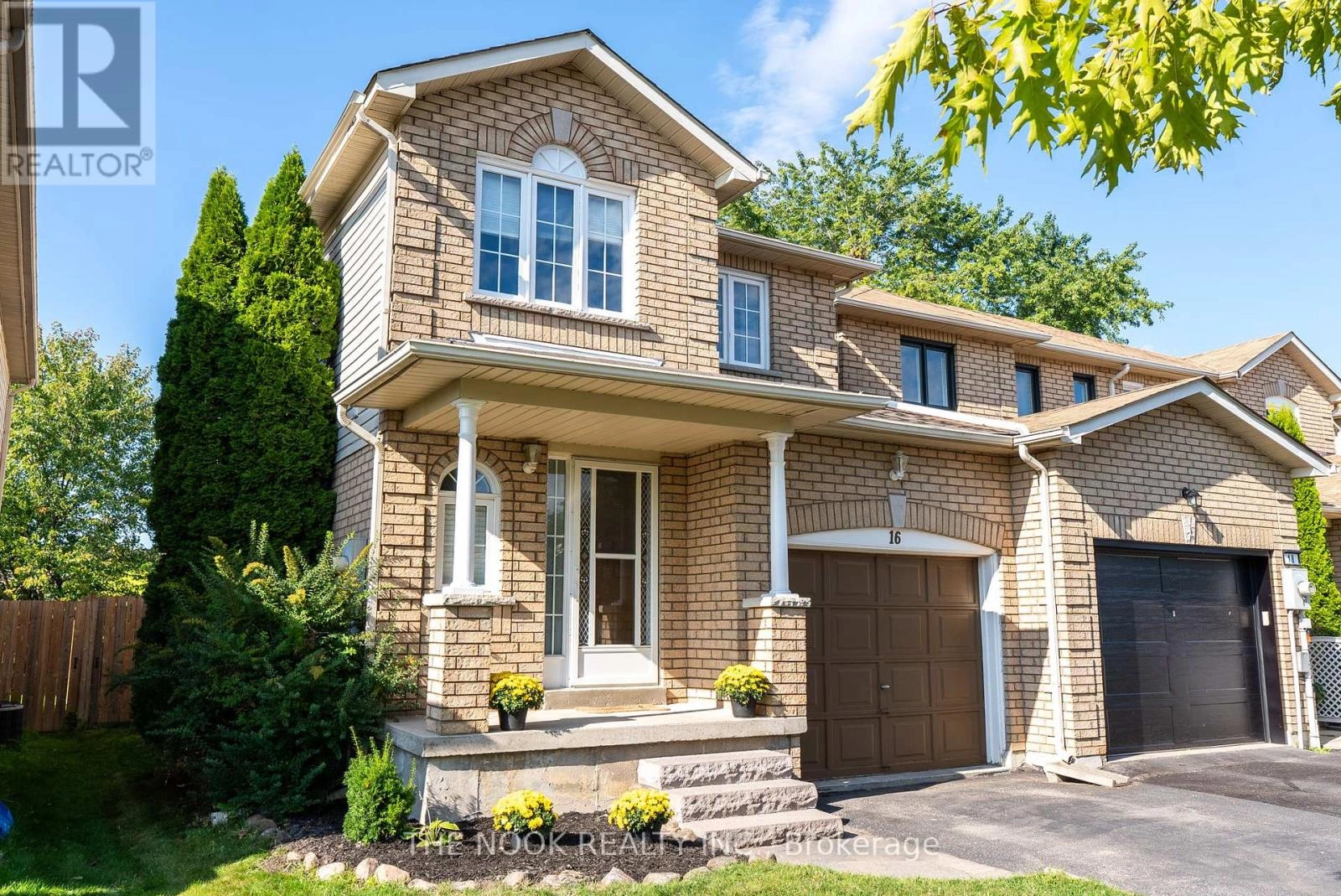 16 Somerscales Drive, Clarington, Ontario  L1C 5B6 - Photo 2 - E12408536