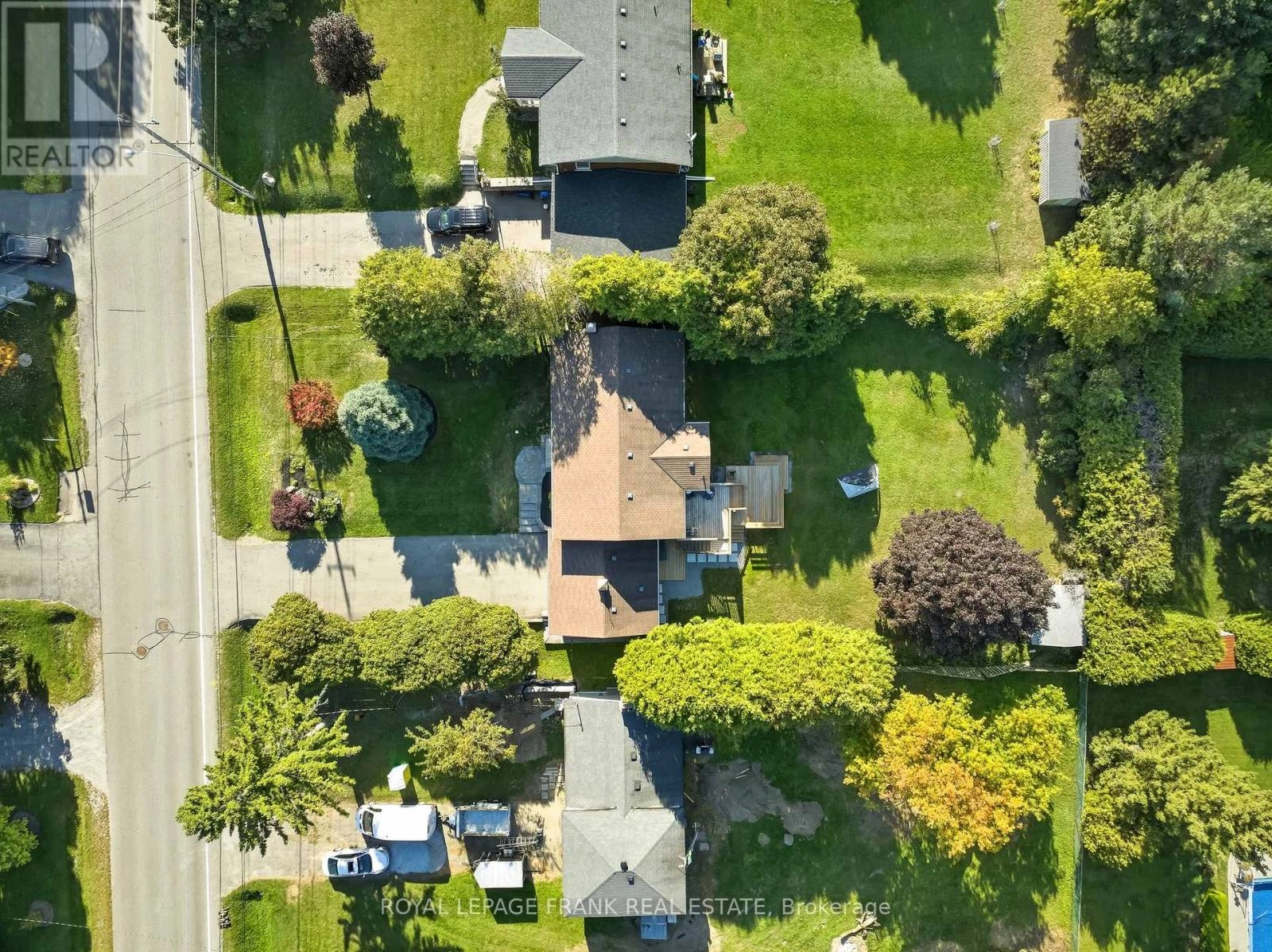 22 Young Street, Uxbridge, Ontario  L9P 1B9 - Photo 3 - N12408719