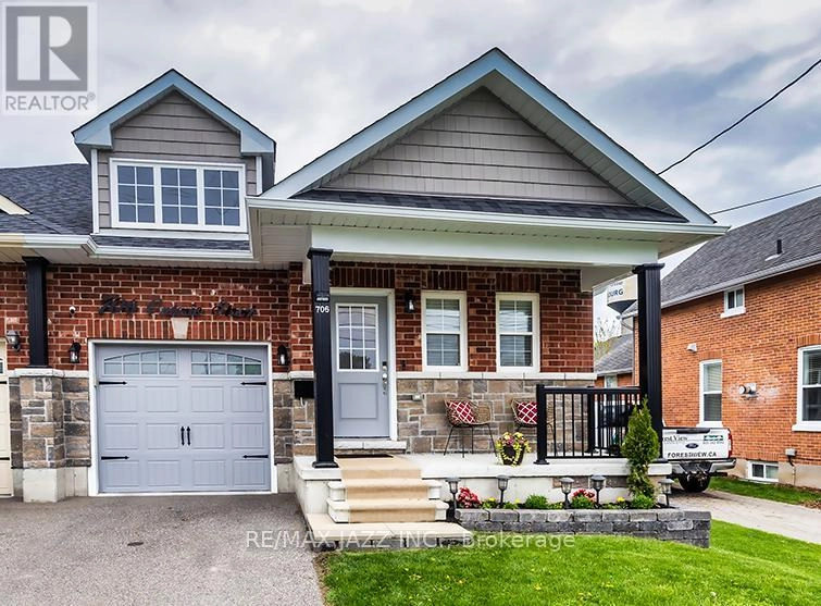 706 Ontario Street, Cobourg, Ontario  K9A 3C5 - Photo 1 - X12409086