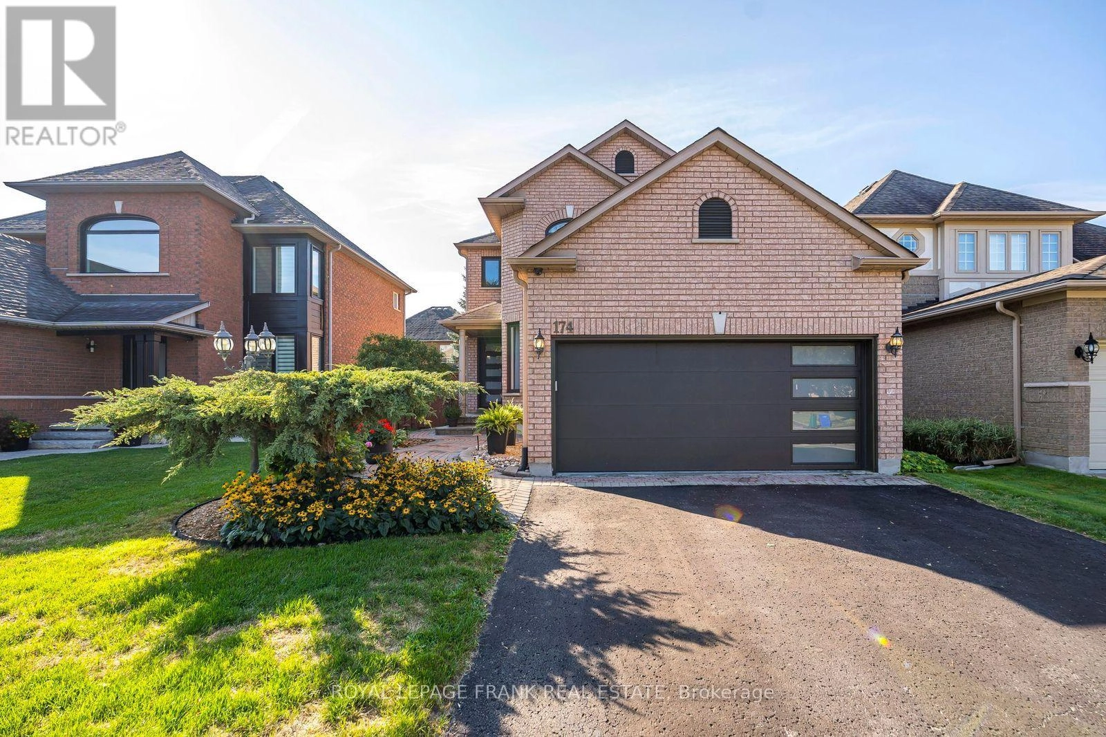 174 Thicket Crescent, Pickering, Ontario  L1V 6V7 - Photo 2 - E12409488