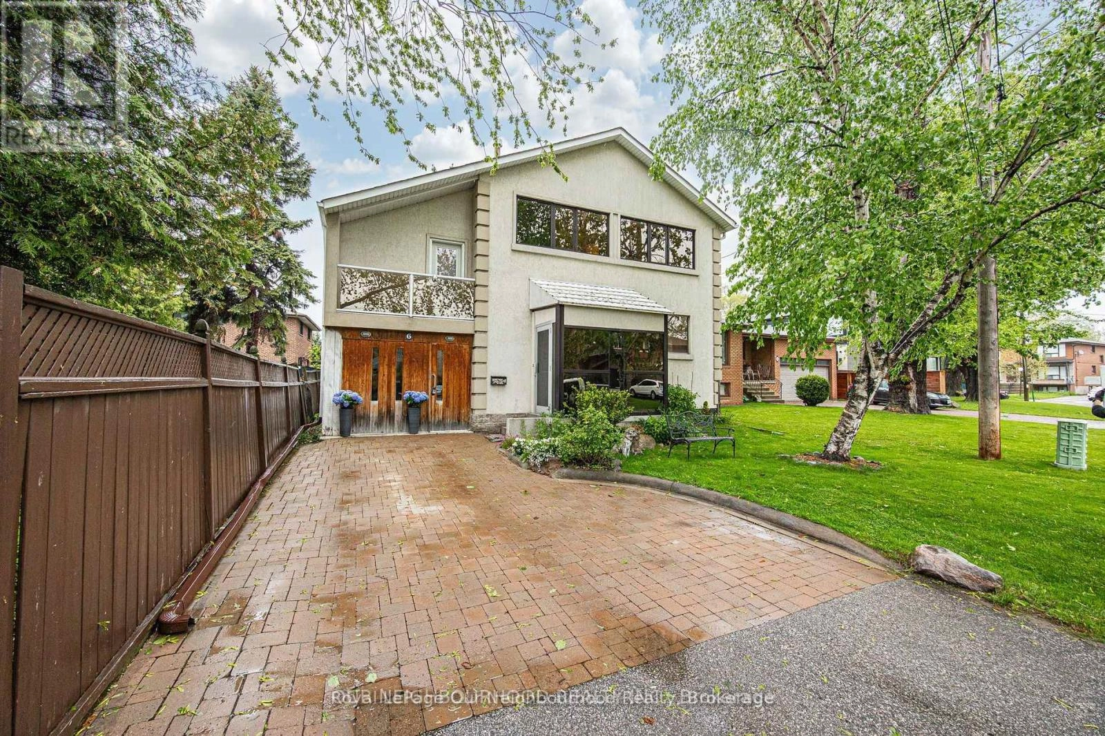 6 Enfield Avenue, Toronto, Ontario  M8W 1T7 - Photo 1 - W12409626