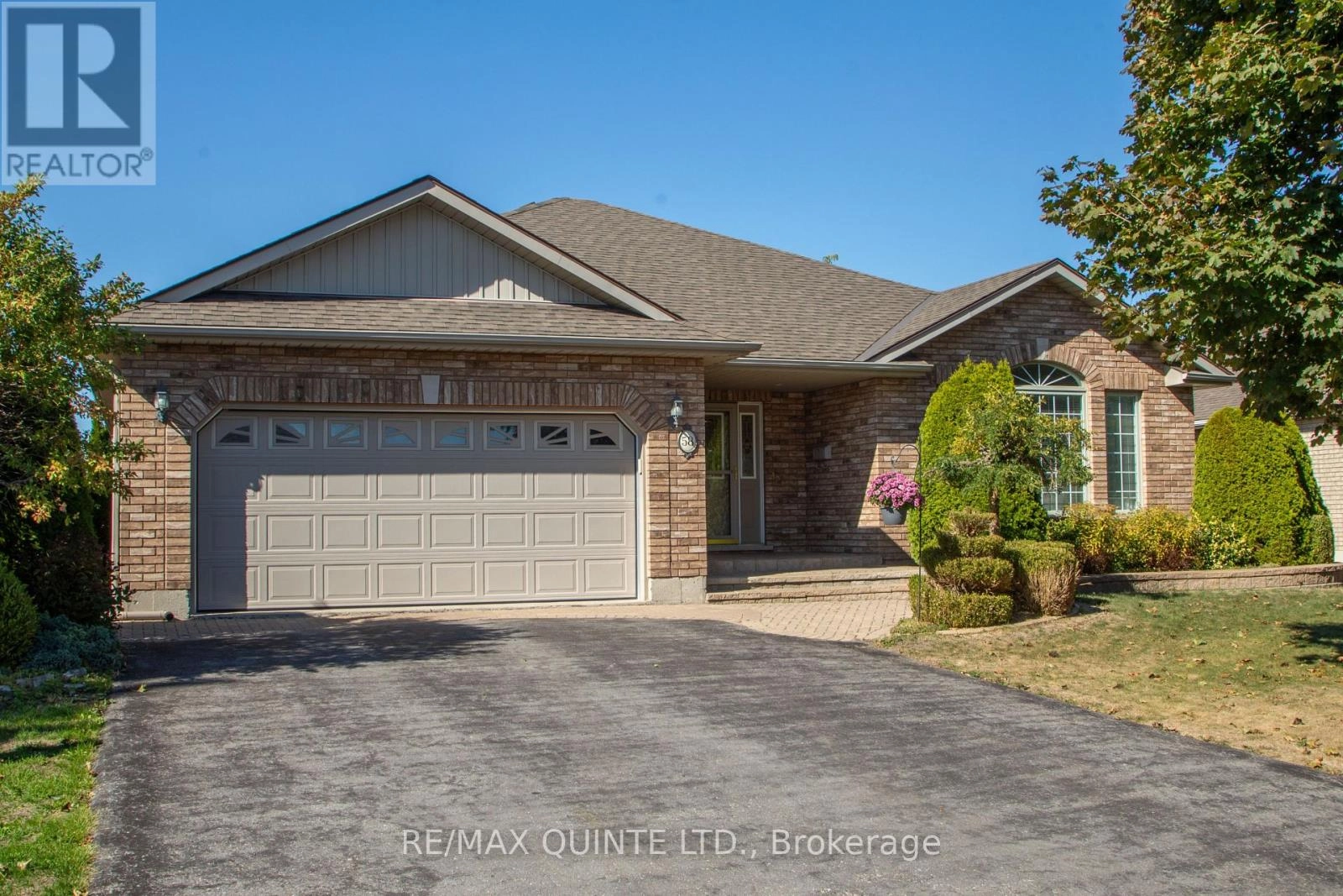 58 Hemlock Crescent, Belleville, Ontario  K8N 5Y2 - Photo 1 - X12410154