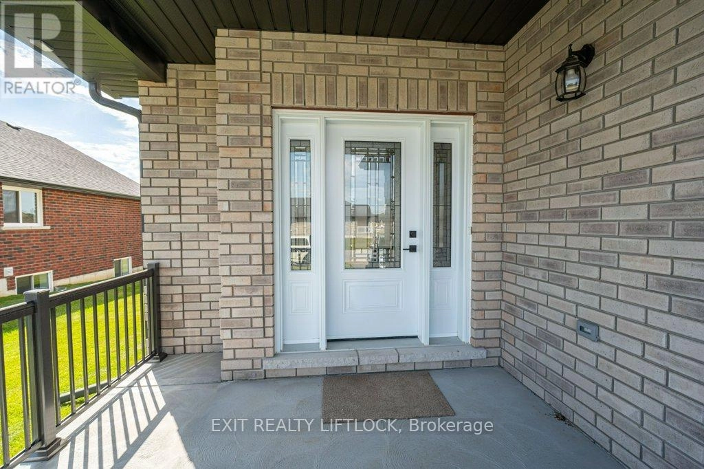 9 Keeler Court, Asphodel-Norwood, Ontario  K0L 2V0 - Photo 2 - X12410306