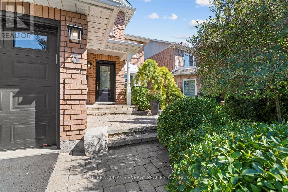 5 Hester Avenue, Ajax, Ontario  L1T 4A8 - Photo 2 - E12410463