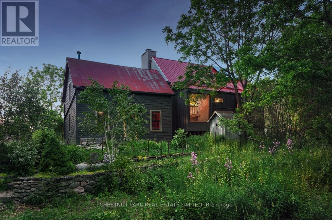 1 Station Road, Prince Edward County, Ontario  K0K 1J0 - Photo 1 - X12410477
