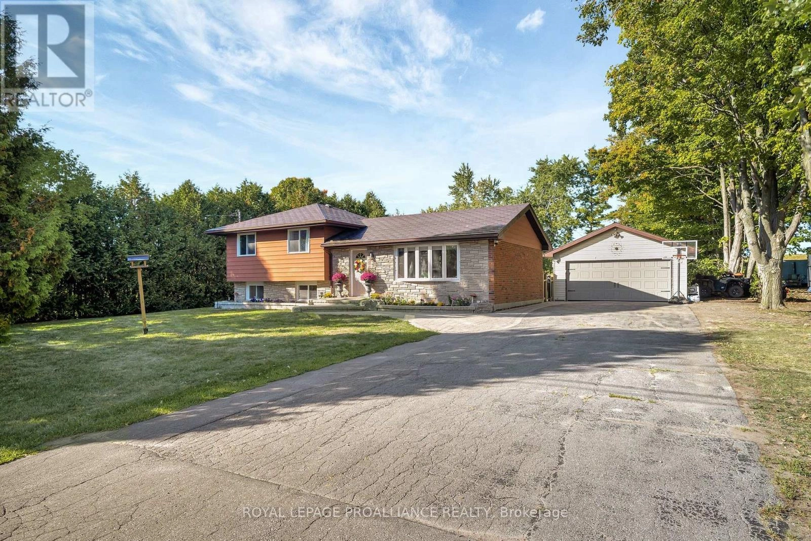 57 St Hilaire Road, Quinte West, Ontario  K8V 5P8 - Photo 1 - X12410658
