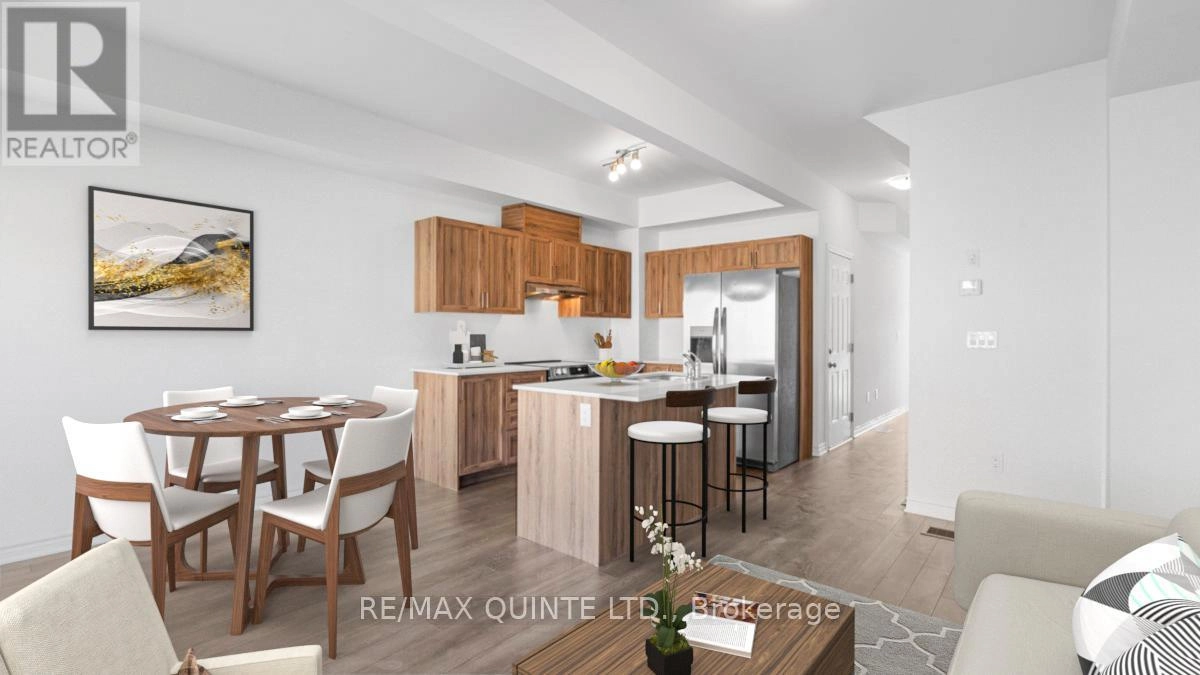 53 Lincoln Drive, Belleville, Ontario  K8N 0T7 - Photo 2 - X12410721