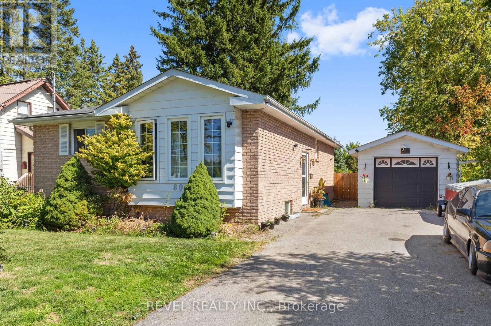80 St Patrick Street, Kawartha Lakes, Ontario  K9V 1R5 - Photo 2 - X12410957