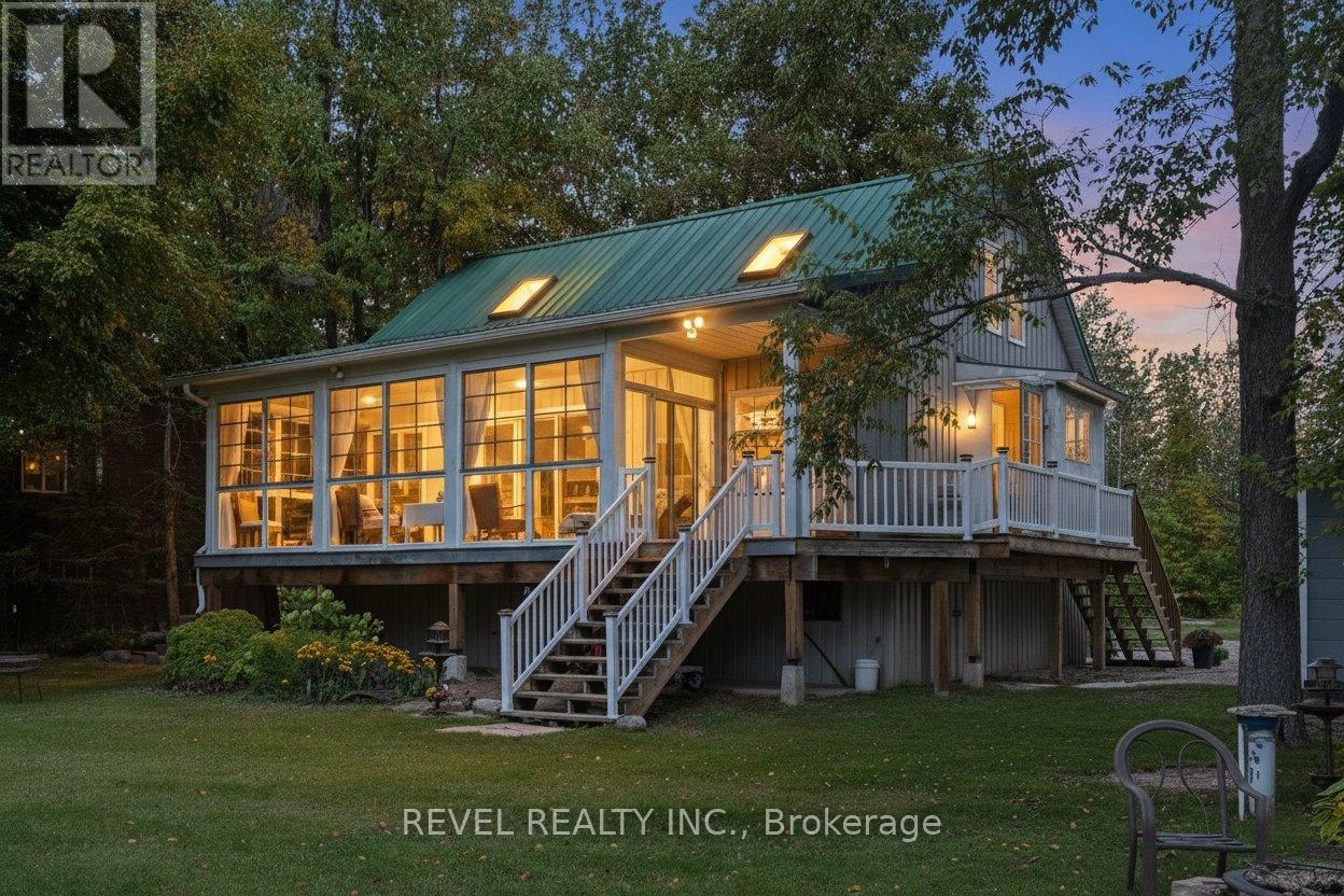 7 Crooked Court, Kawartha Lakes, Ontario  K0M 1C0 - Photo 1 - X12411248
