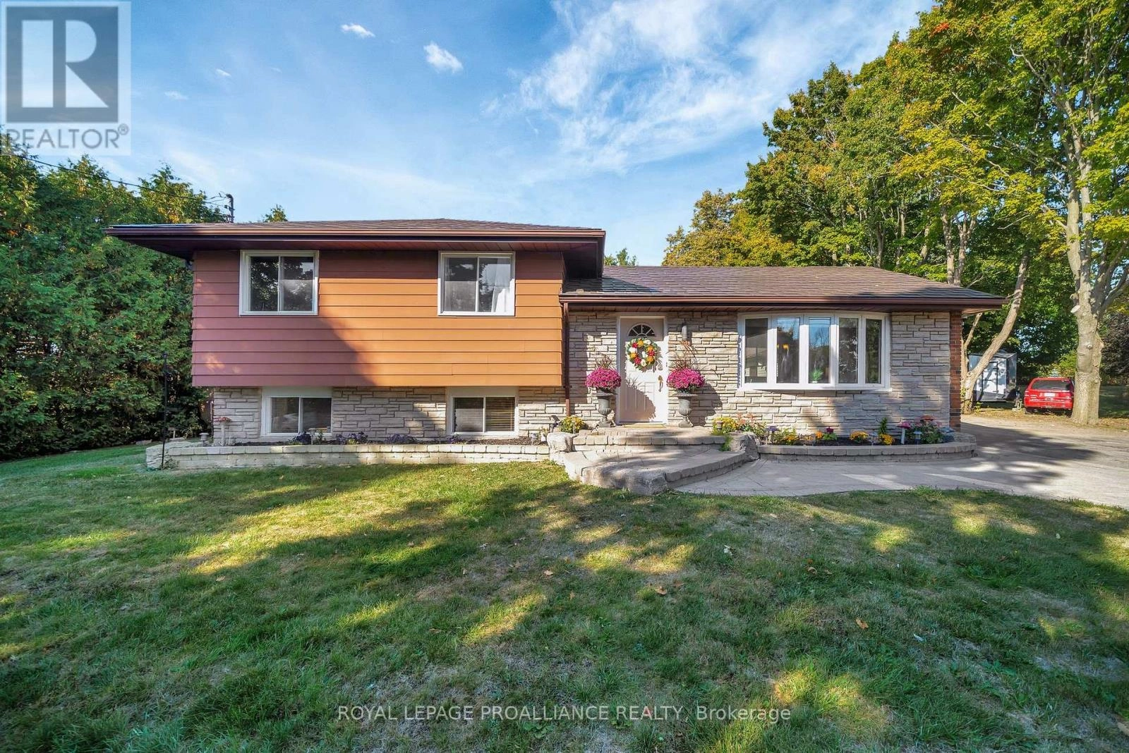 57 St Hilaire Road, Quinte West, Ontario  K8V 5P8 - Photo 2 - X12410658