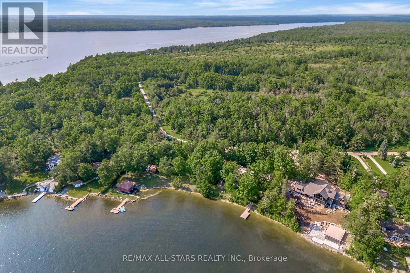 836 Indian Point Road, Kawartha Lakes, Ontario  K0M 1K0 - Photo 1 - X12411525