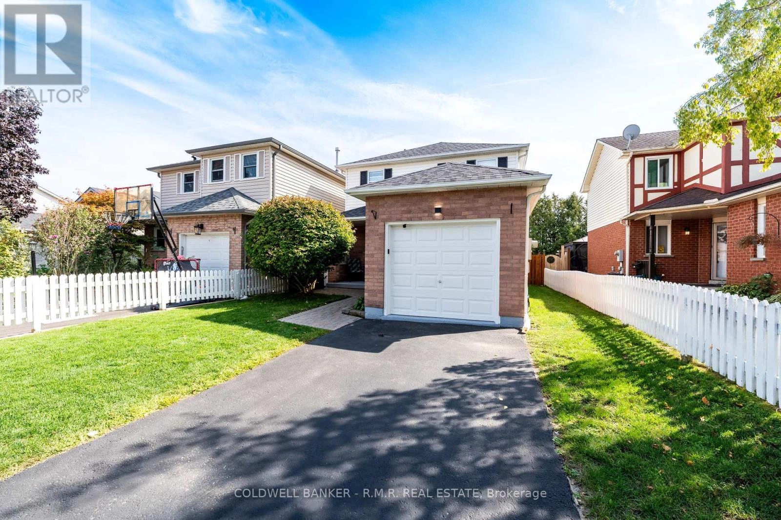 5 Tucker Road, Clarington, Ontario  L1C 4L9 - Photo 2 - E12411943
