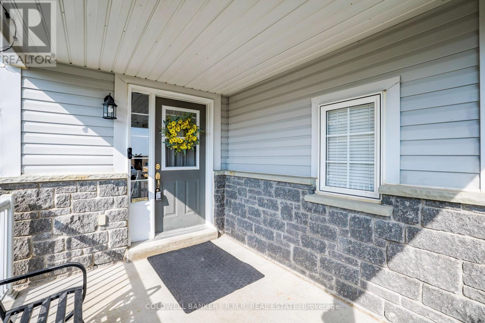 6 Brooking Street, Clarington, Ontario  L1C 5J5 - Photo 3 - E12412104