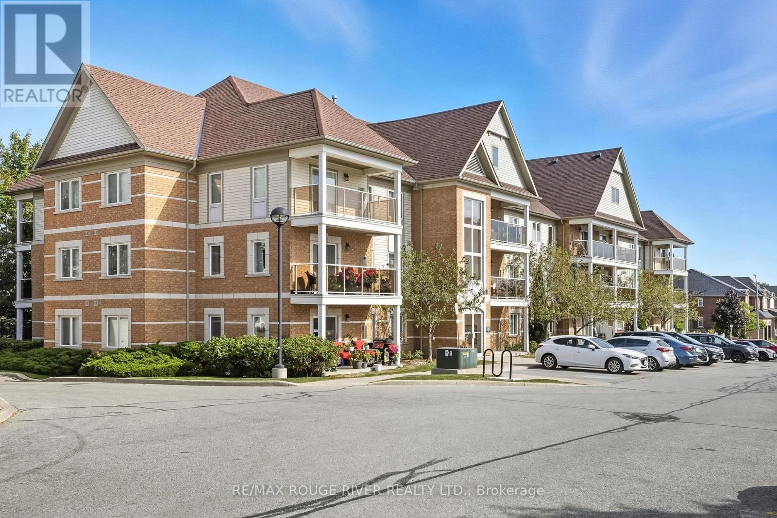 104 - 120 Aspen Springs Drive, Clarington, Ontario  L1C 0G7 - Photo 1 - E12412145