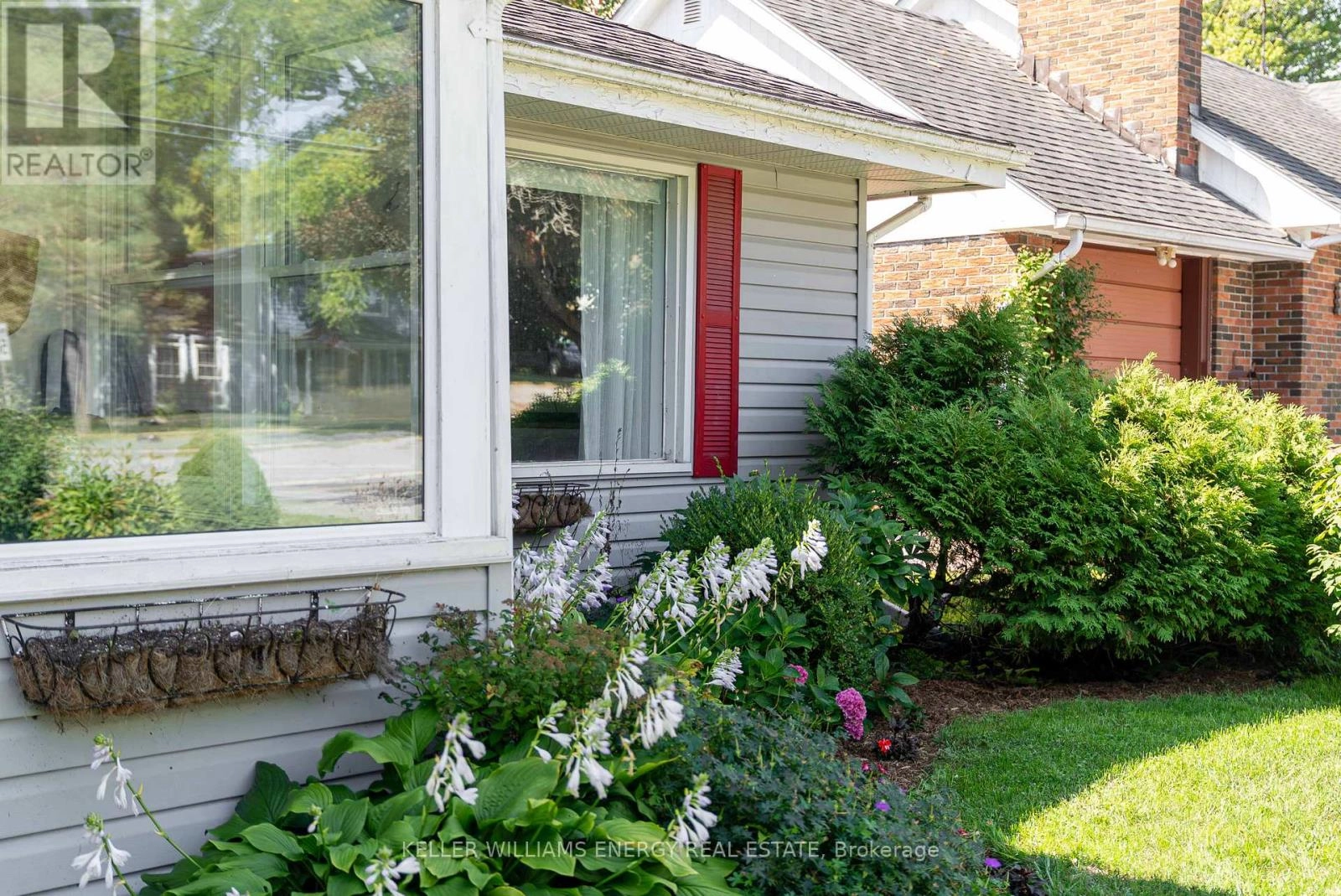 421 Bloomfield Main Street, Prince Edward County, Ontario  K0K 1G0 - Photo 3 - X12412229
