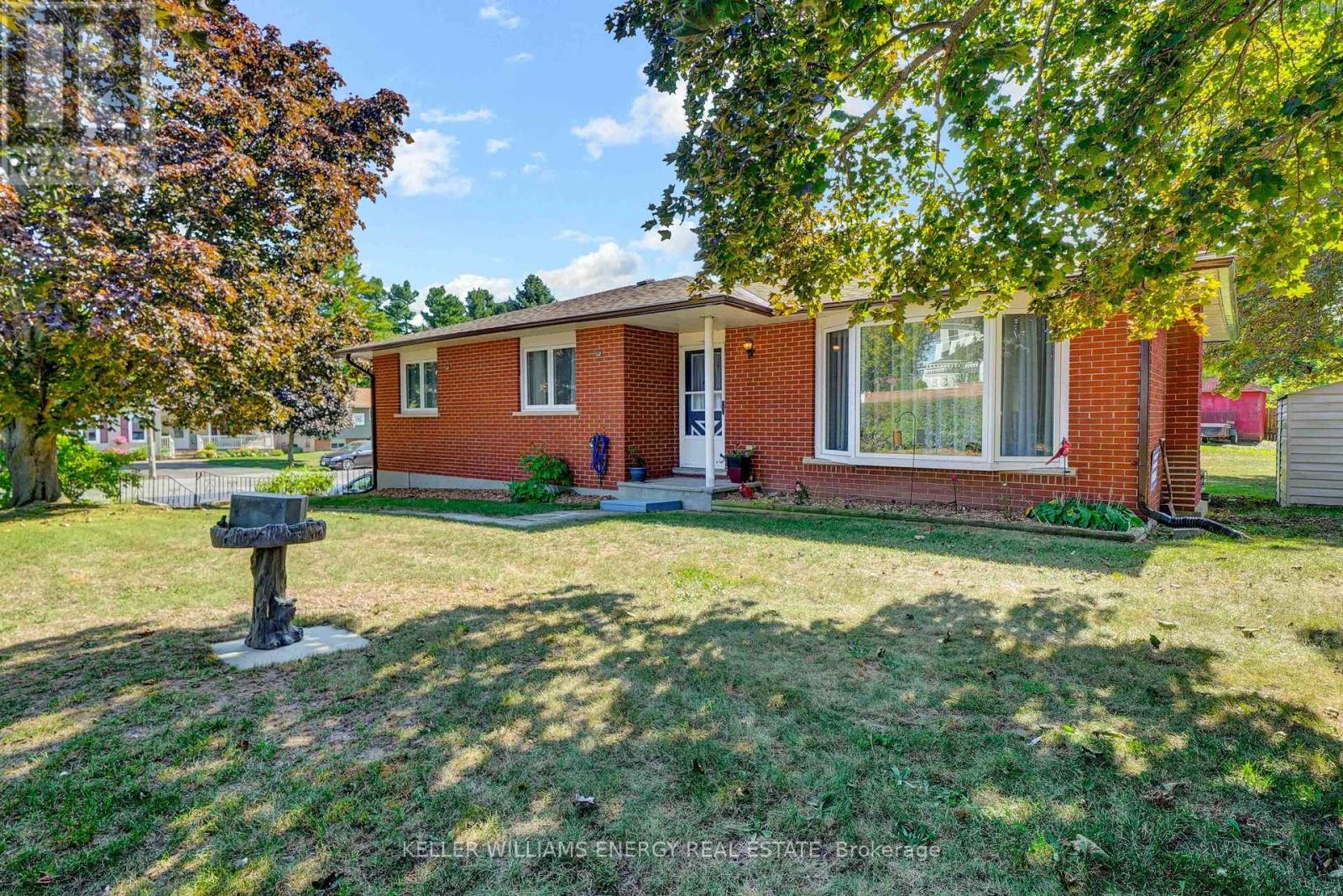 2 Argyle Crescent, Prince Edward County, Ontario  K0K 2T0 - Photo 1 - X12413627