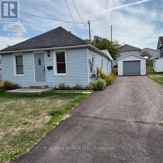 109 George Street, Quinte West, Ontario  K8V 1R9 - Photo 2 - X12413818