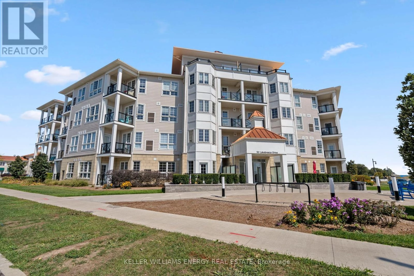 106 - 50 Lakebreeze Drive, Clarington, Ontario  L1B 0V9 - Photo 1 - E12414750