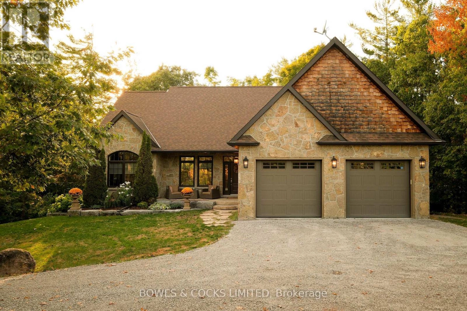 75 Mitchell Crescent, Trent Lakes, Ontario  K0L 1J0 - Photo 1 - X12414852
