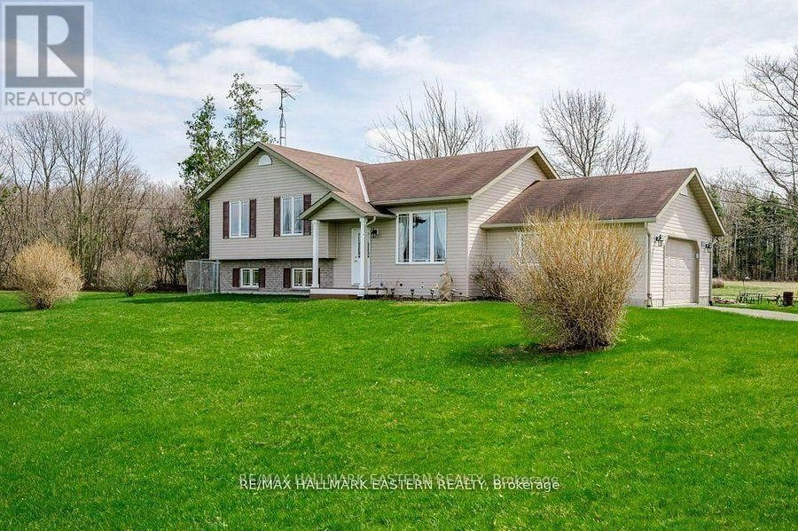 1755a Salem Road, Prince Edward County, Ontario  K0K 1T0 - Photo 2 - X12415272